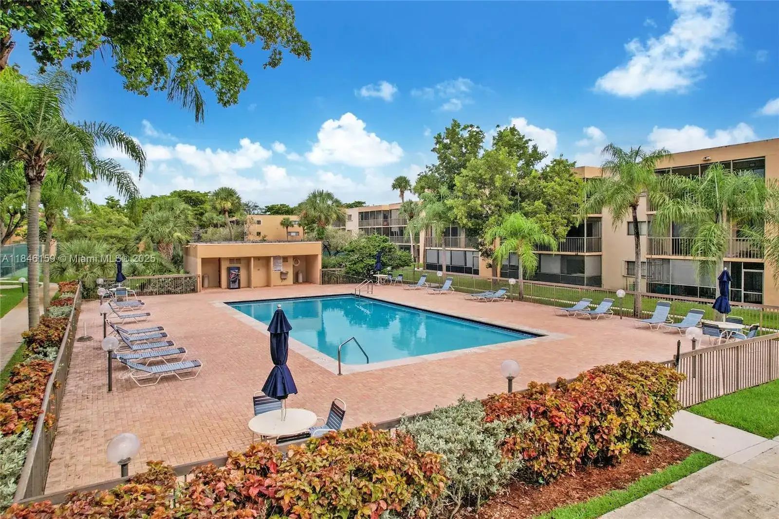 8401 SW 107th Ave # 214E, Miami FL 33173 photo 4