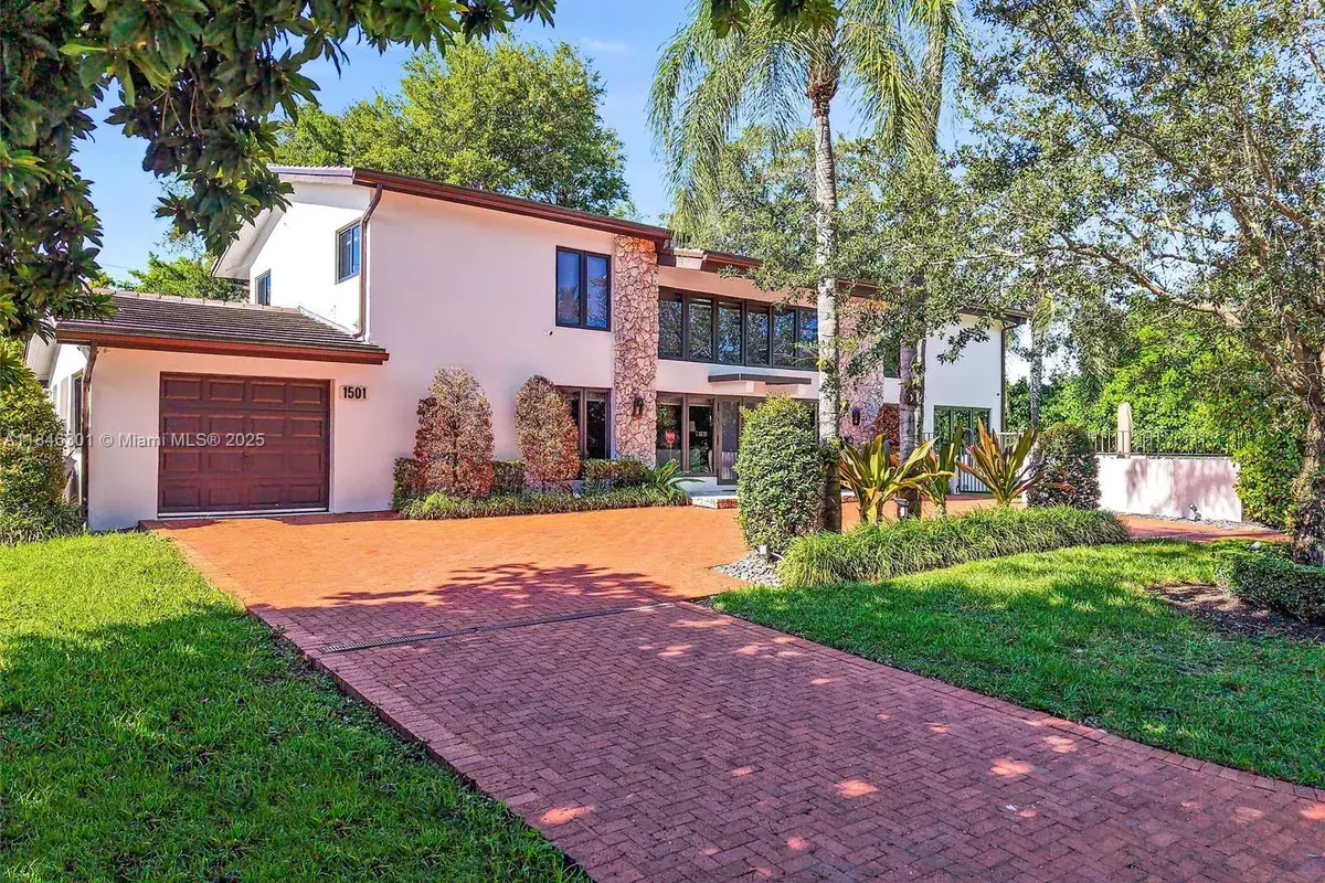 1501 Algardi Ave, Coral Gables FL 33146