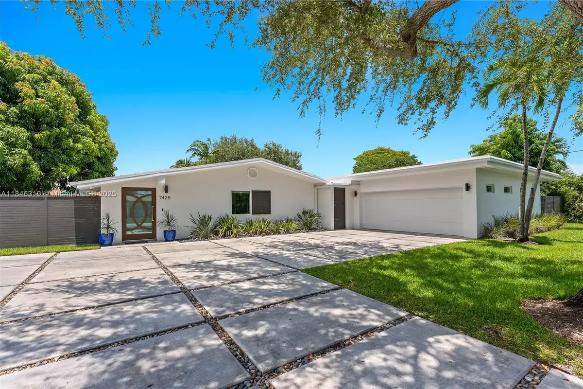 7425 SW 139th Ter, Palmetto Bay FL 33158