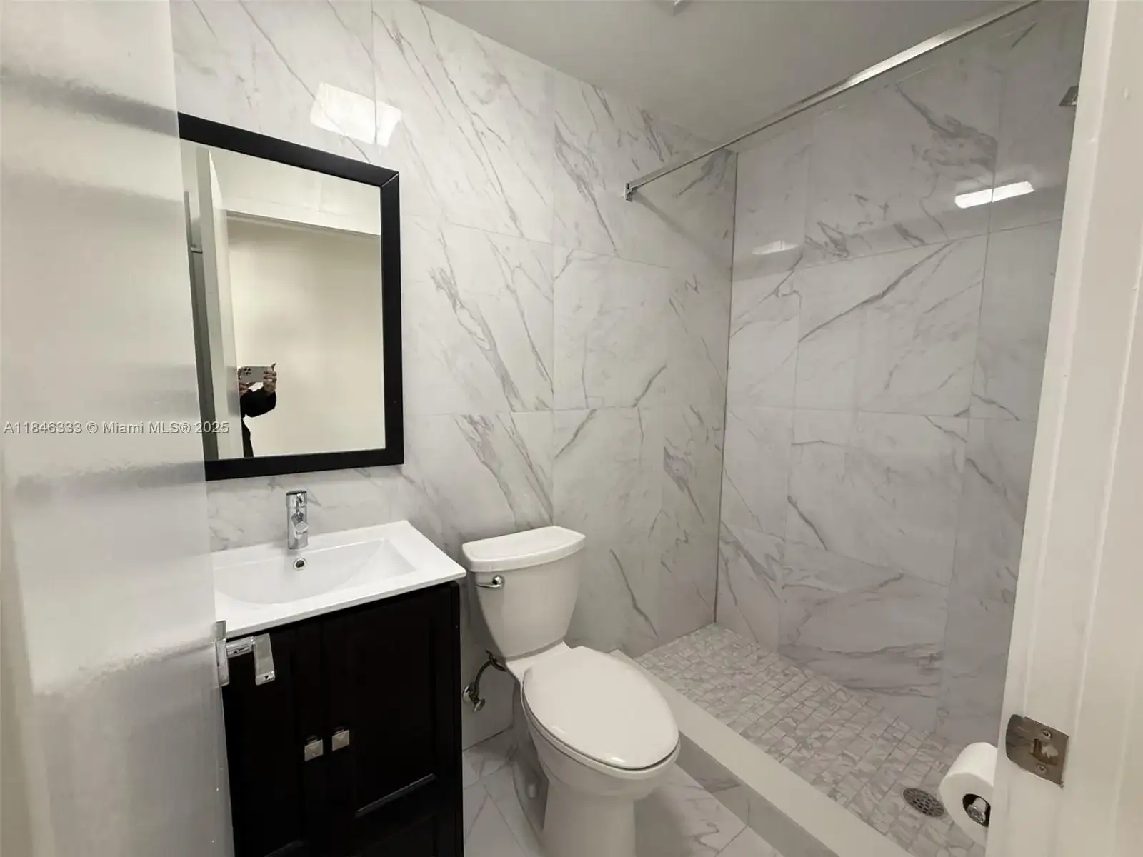 1552 Euclid Ave # 2, Miami Beach FL 33139 photo 2