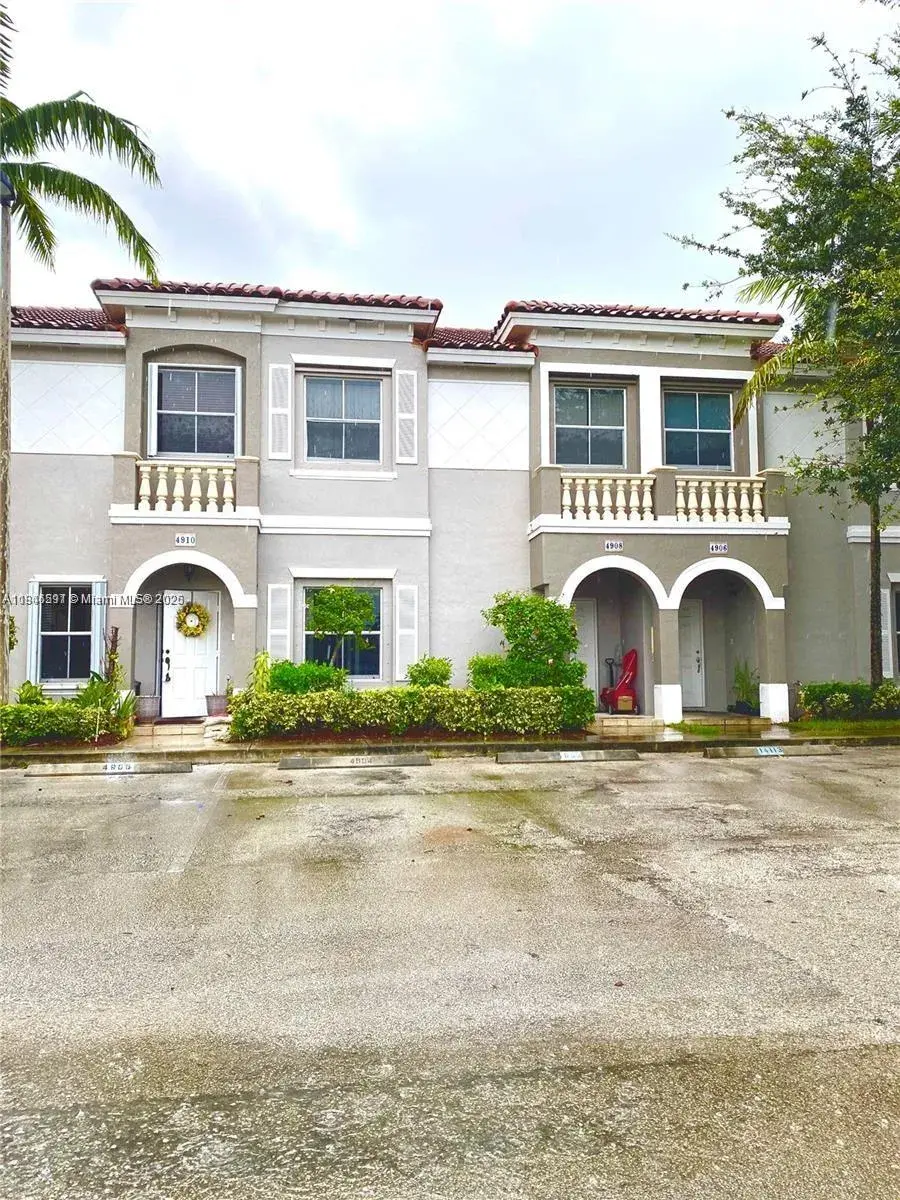 4908 SW 141st Ave # 3, Miramar FL 33027