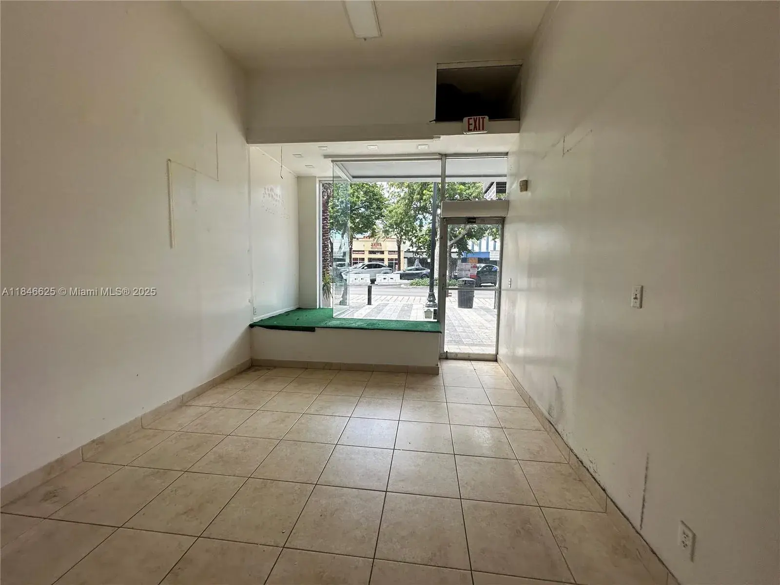 1932 Hollywood Blvd, Hollywood FL 33020
