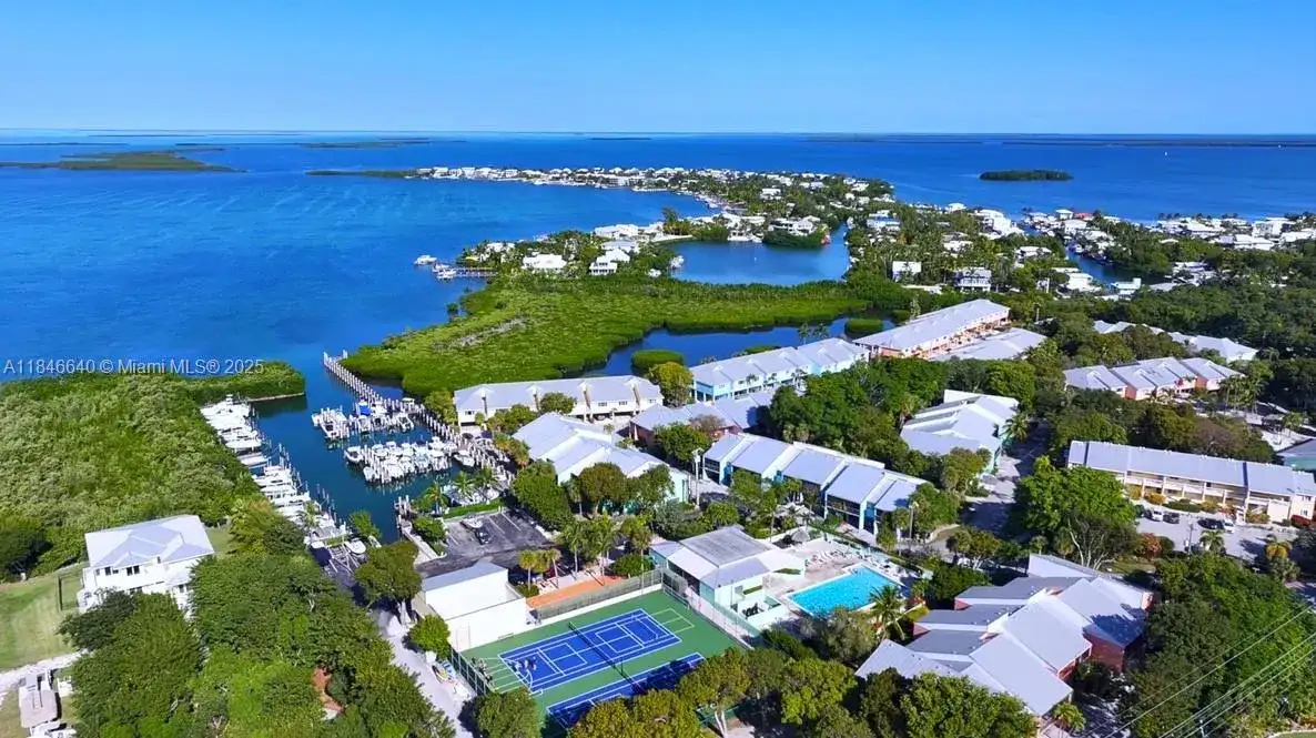 9812 Windward Ave, Key Largo FL 33037 photo 2