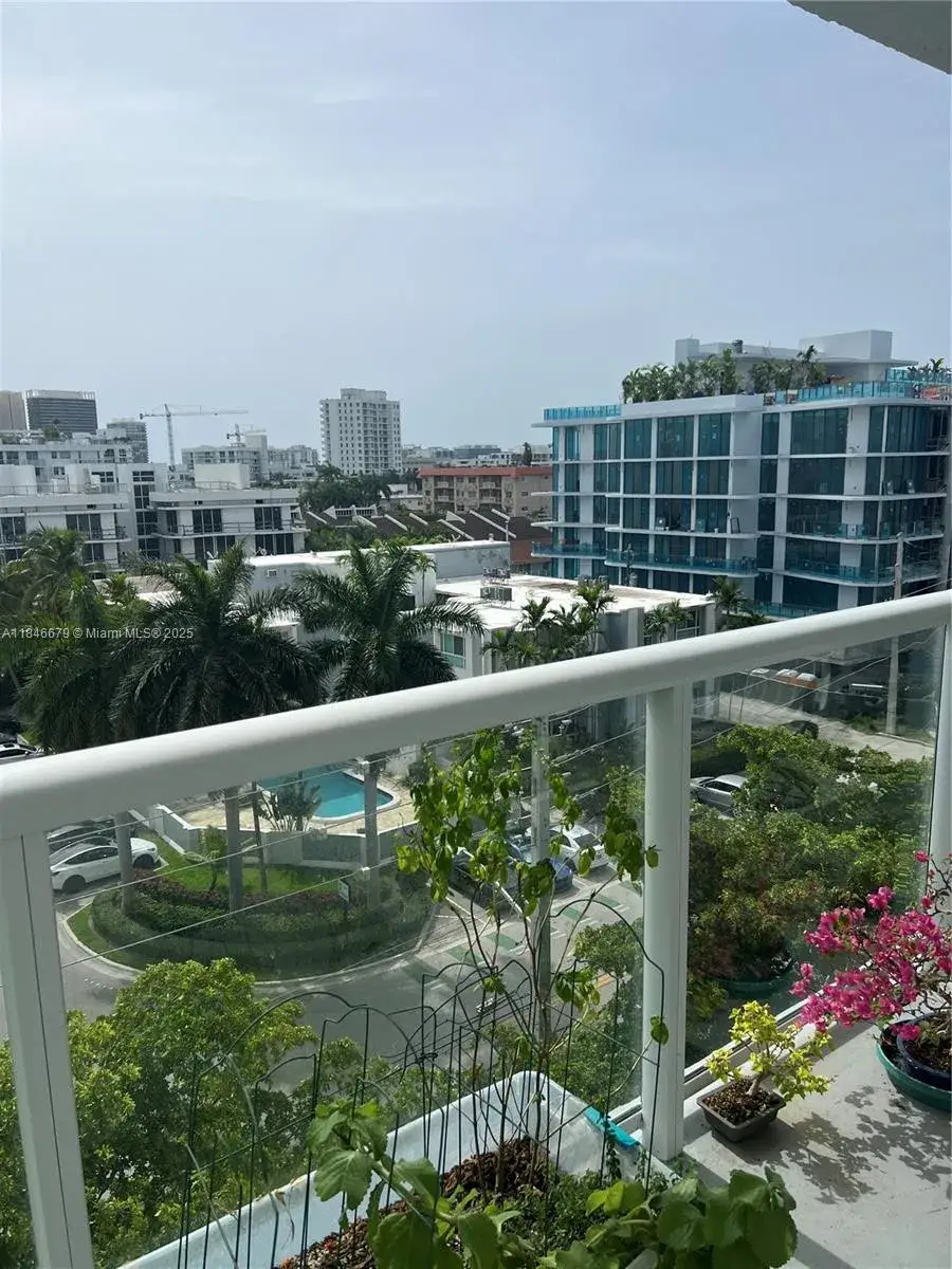 10000 W Bay Harbor Dr # 625, Bay Harbor Islands FL 33154