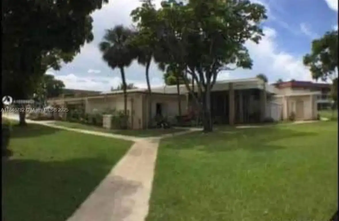 1530 NE 191st St # 145, Miami FL 33179 photo 4