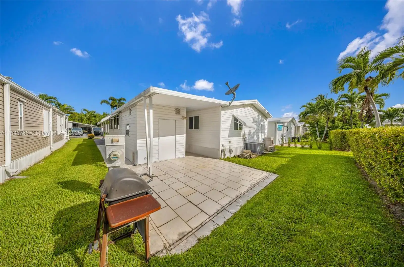 5298 NW 4th Ter, Deerfield Beach FL 33064 photo 5