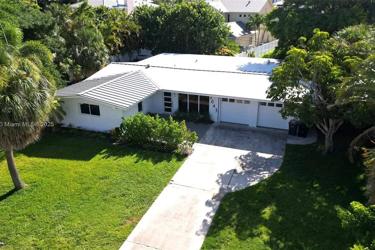 2643 NE 26th Ter, Lighthouse Point FL 33064
