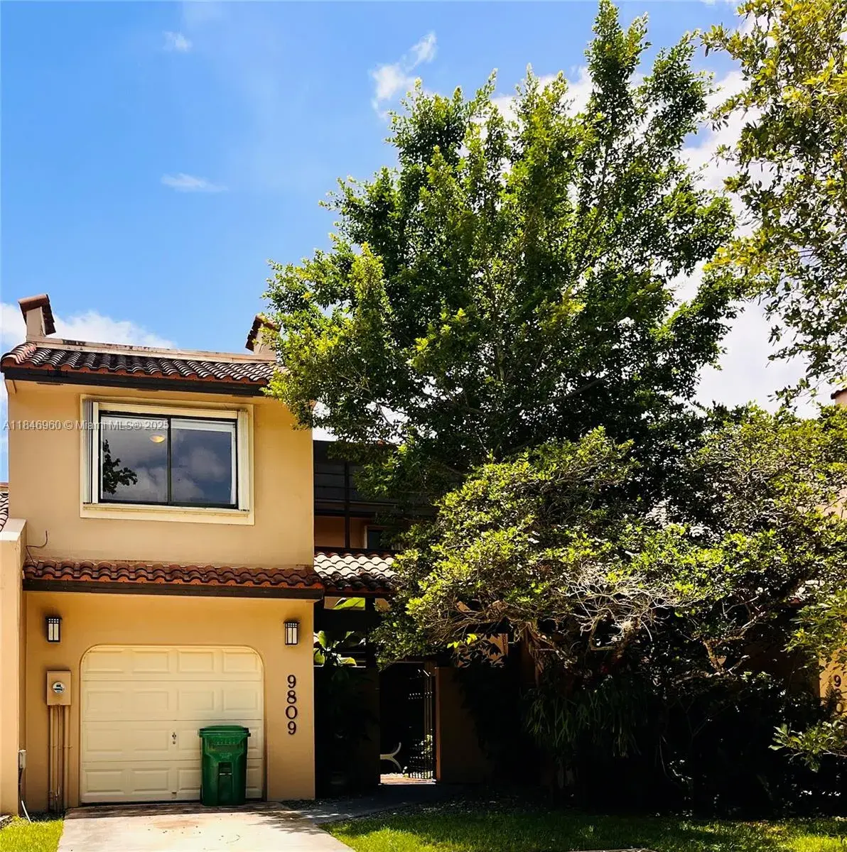 9809 Costa Del Sol Blvd # 102, Doral FL 33178