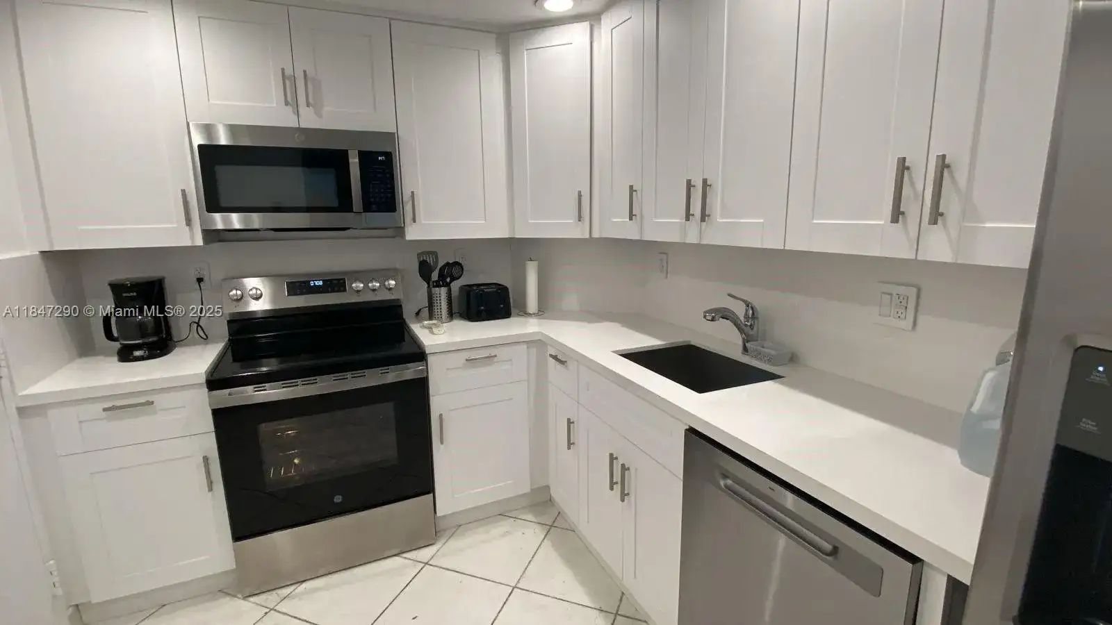 300 Bayview Dr # 1901, Sunny Isles Beach FL 33160 photo 5