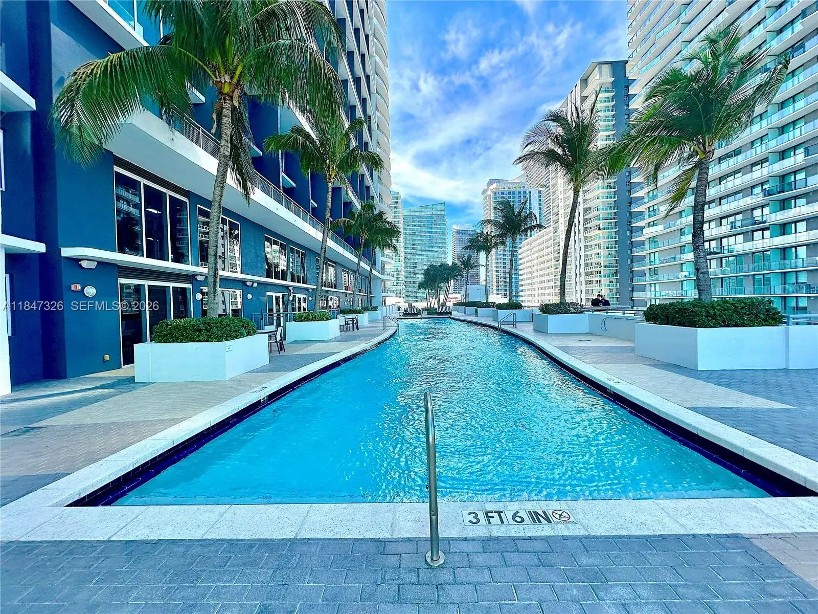 60 SW 13th St # 1605, Miami FL 33130 photo 2