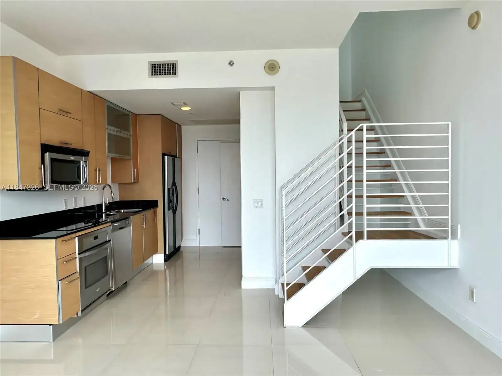 60 SW 13th St # 1605, Miami FL 33130 photo 3
