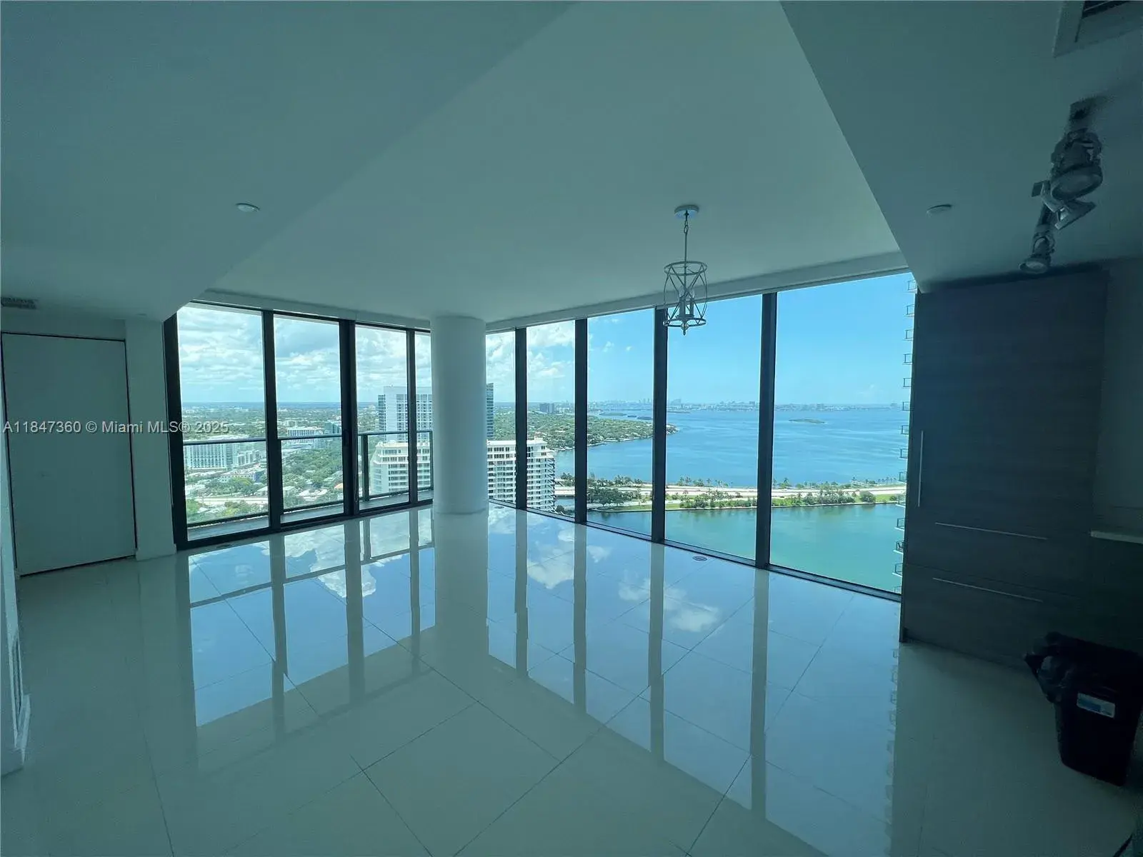 650 NE 32nd St # 3508, Miami FL 33137