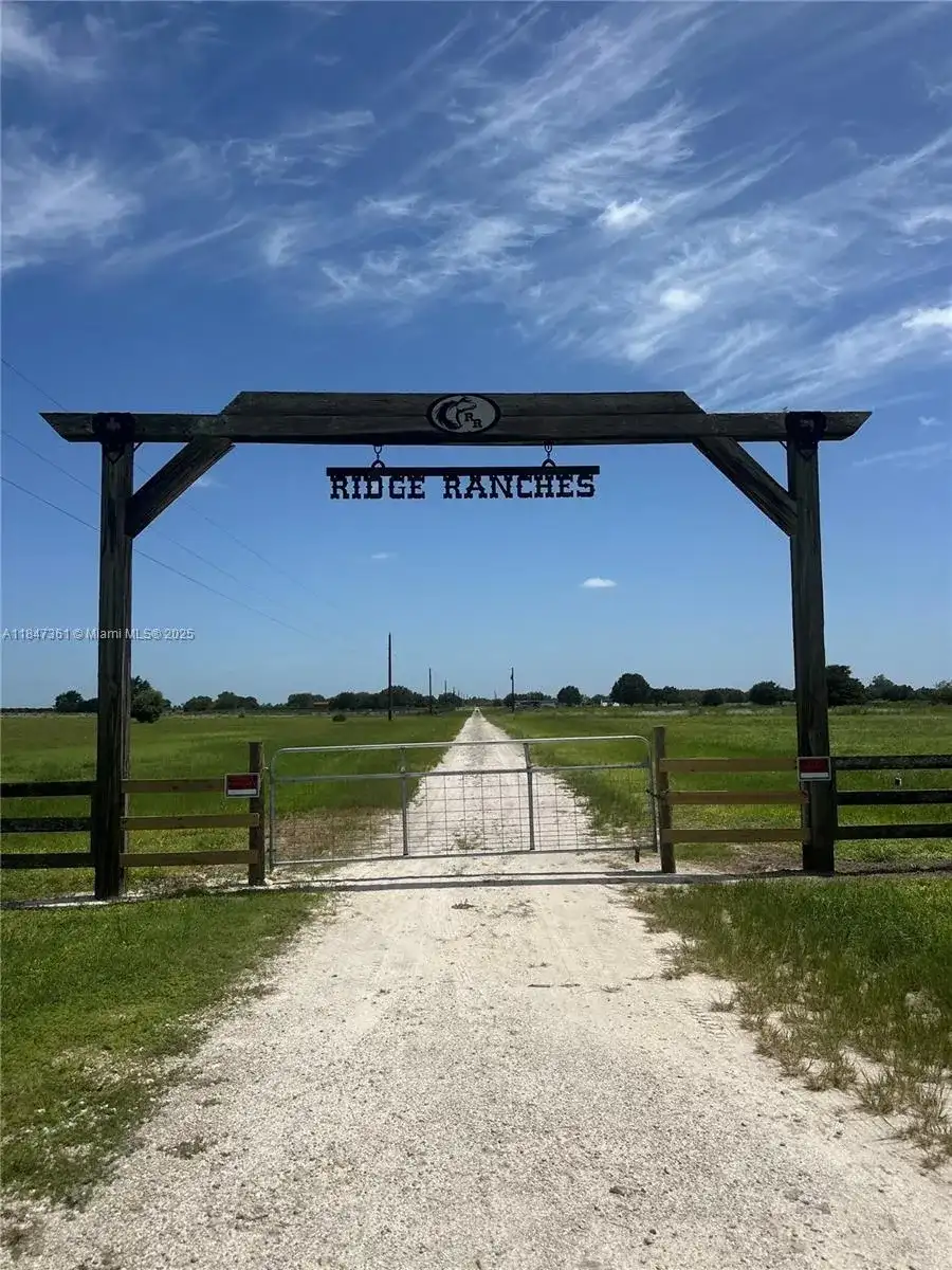 6000 Farmgirl Ave, Other City - In The State Of Florida FL 33960