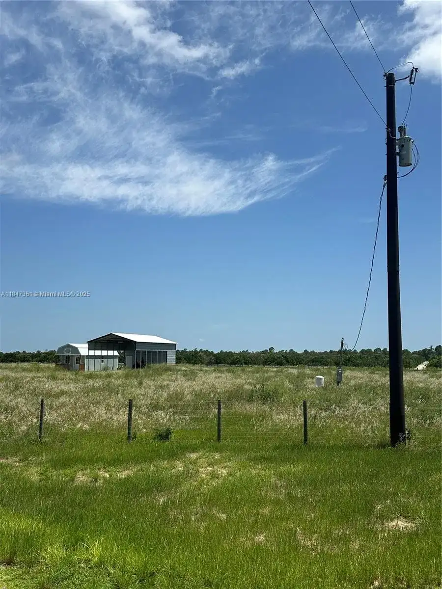 6000 Farmgirl Ave, Other City - In The State Of Florida FL 33960 photo 2