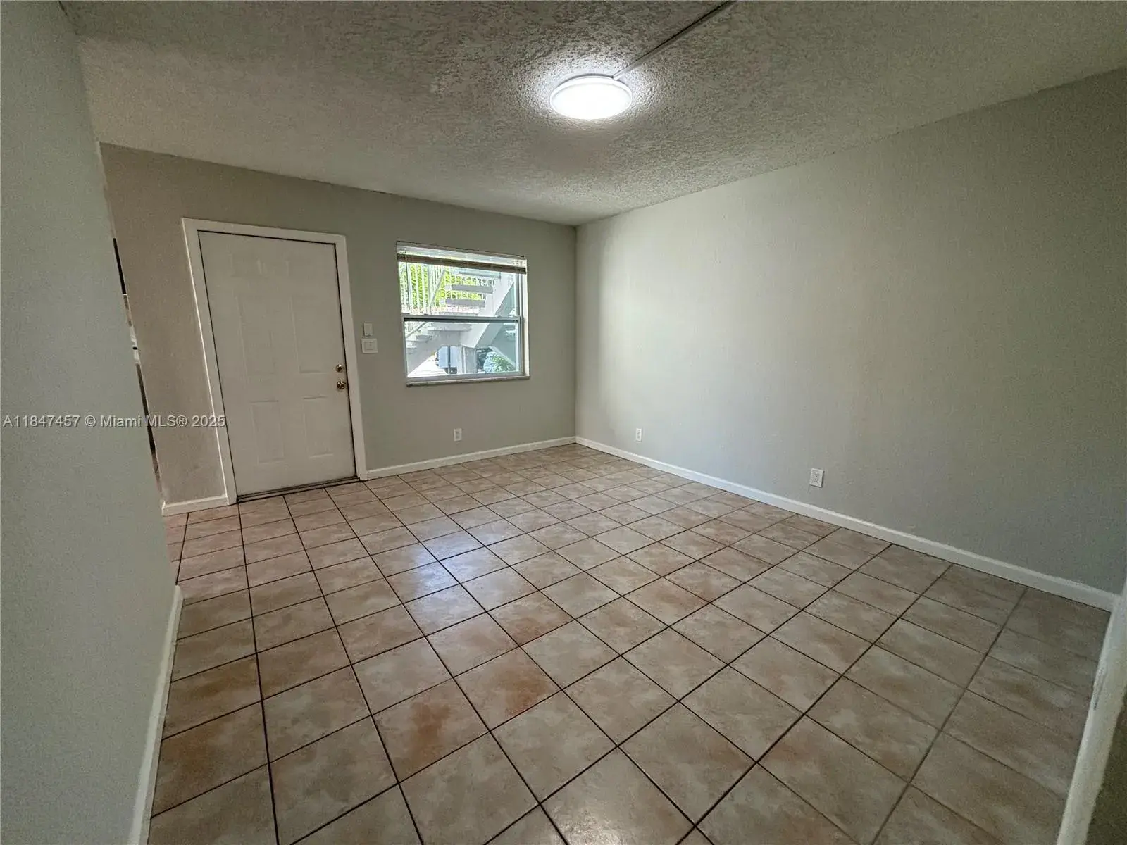 7921 NW 44th Ct # 2, Coral Springs FL 33065