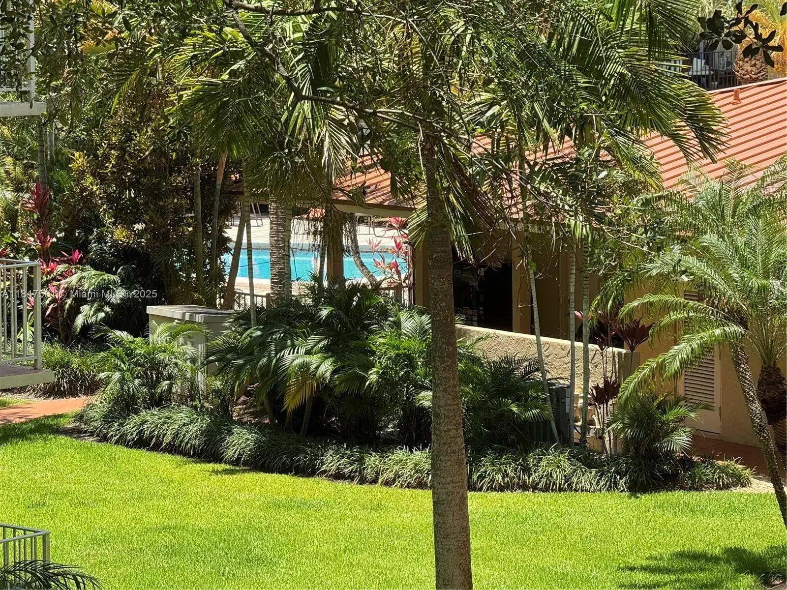 13100 SW 92nd Ave # 306, Miami FL 33176 photo 3