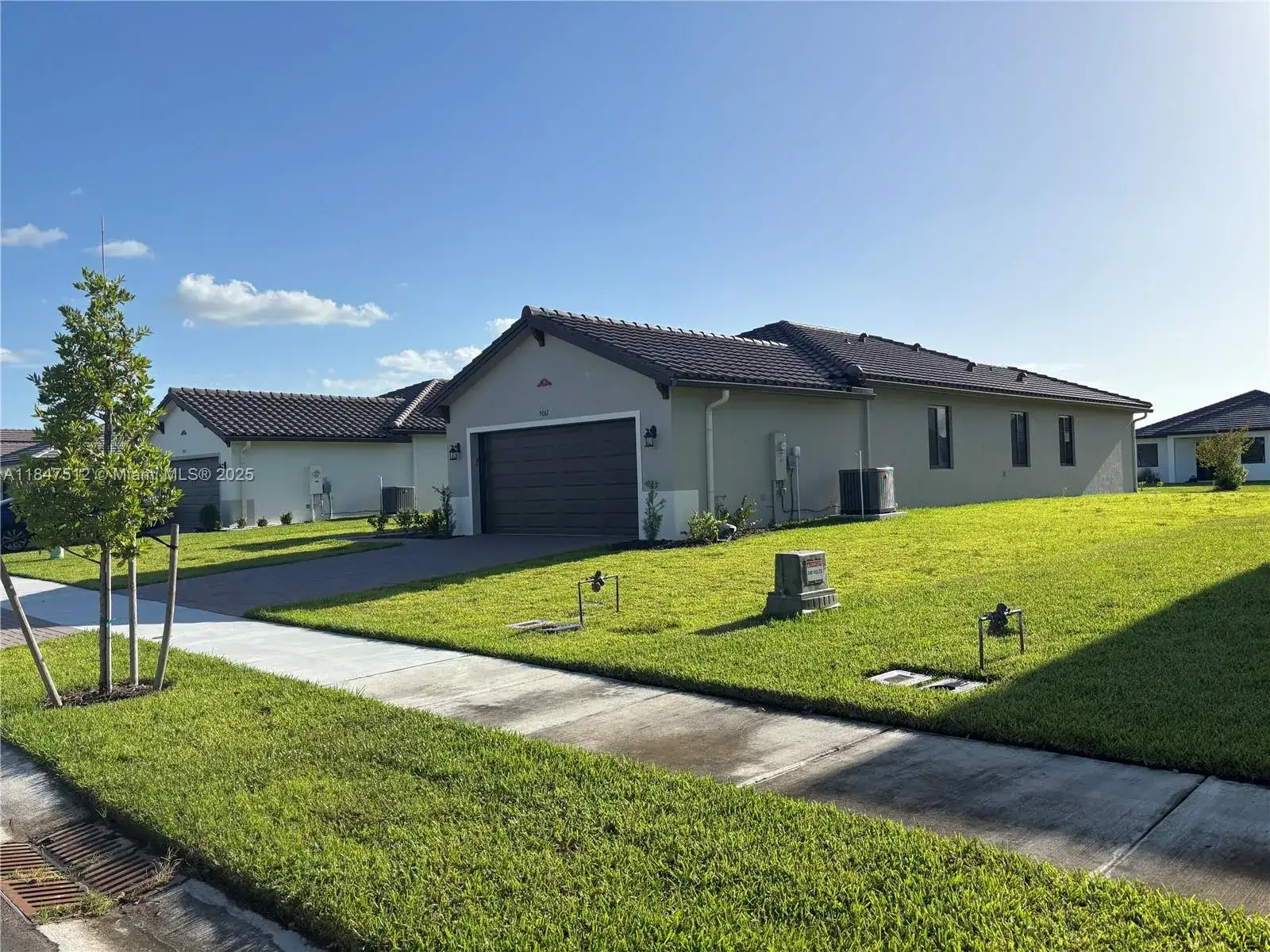 5061 Penella Ave, Other City - In The State Of Florida FL 34142 photo 2