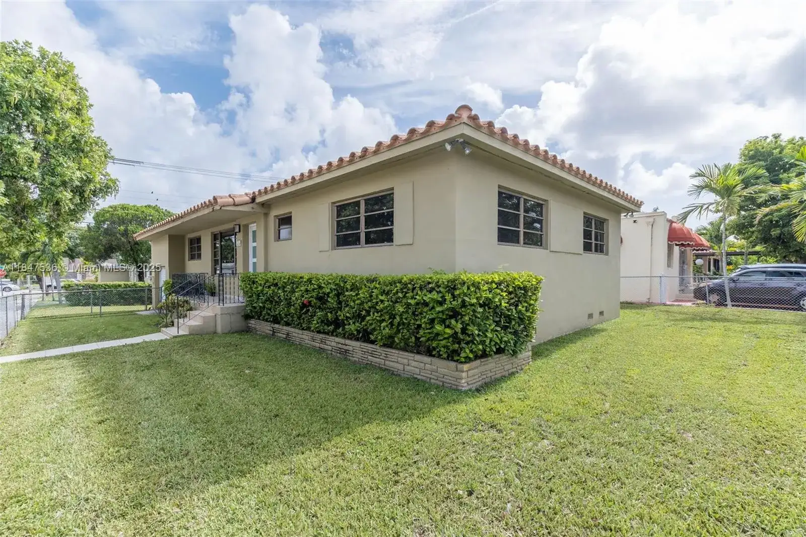 1621 SW 23rd Ave, Miami FL 33145 photo 3