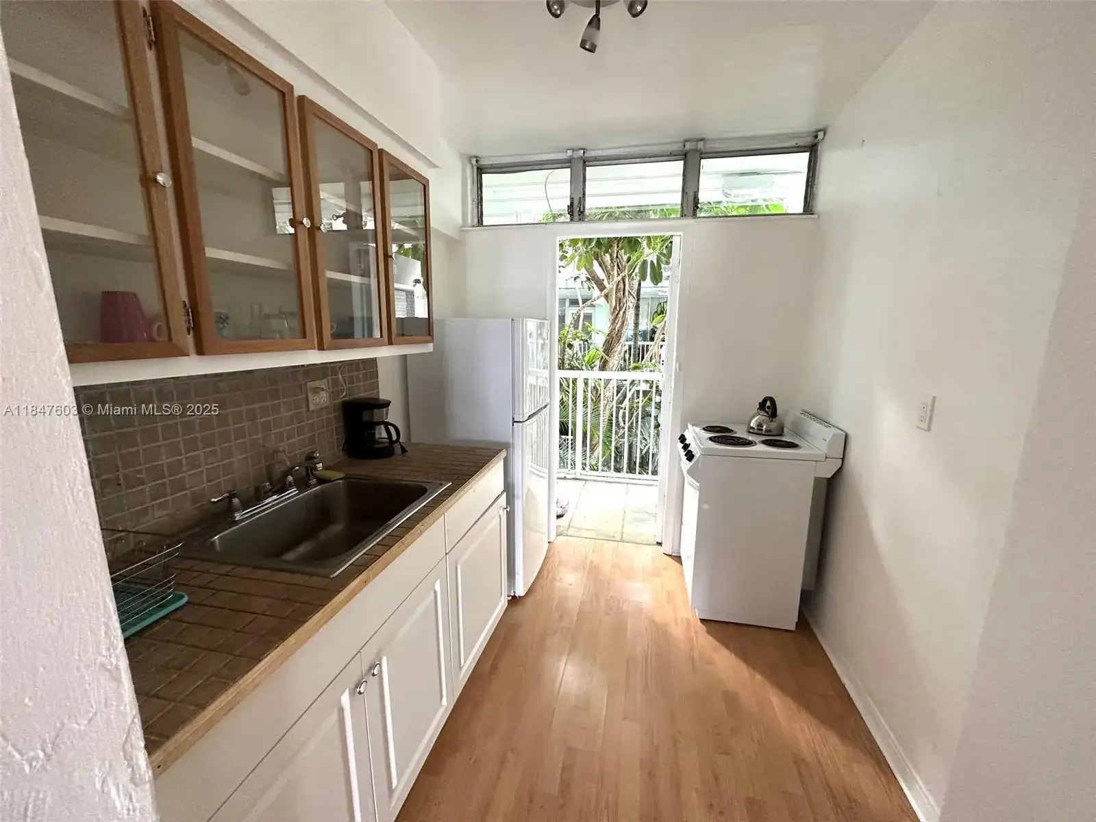 1400 Pennsylvania Ave # 33, Miami Beach FL 33139 photo 5