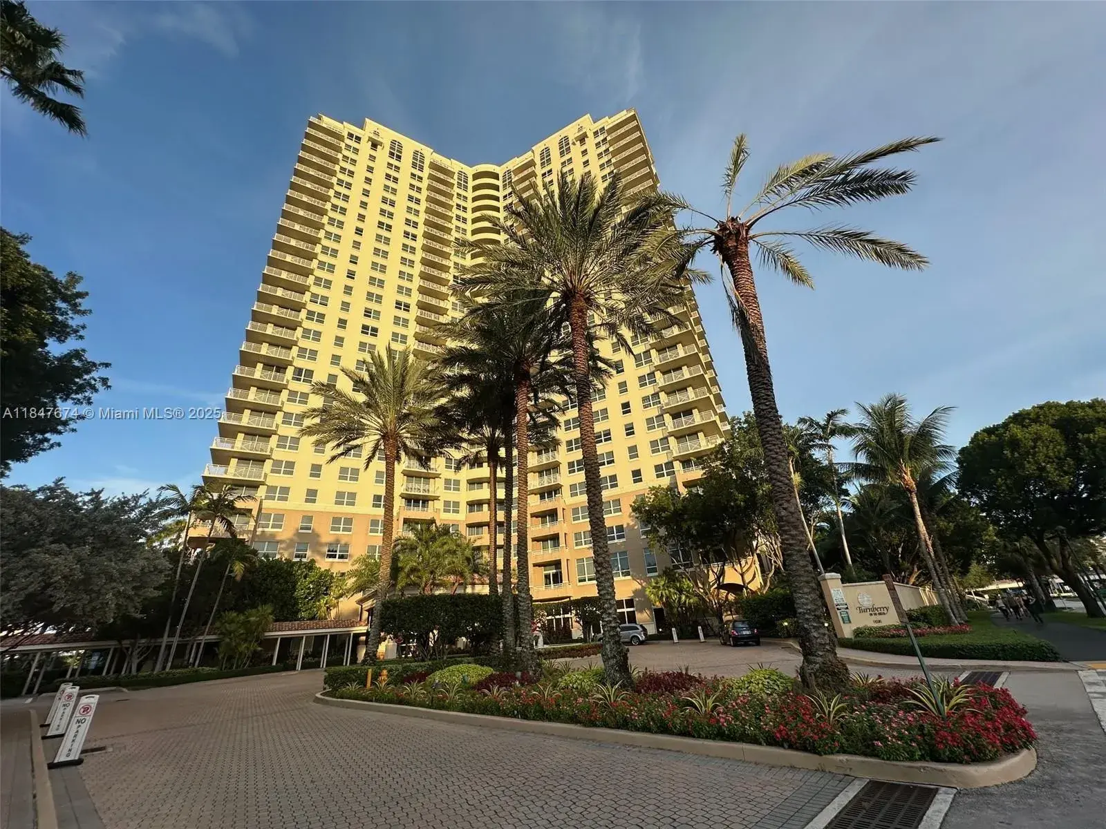 19501 W Country Club Dr # 1712, Aventura FL 33180