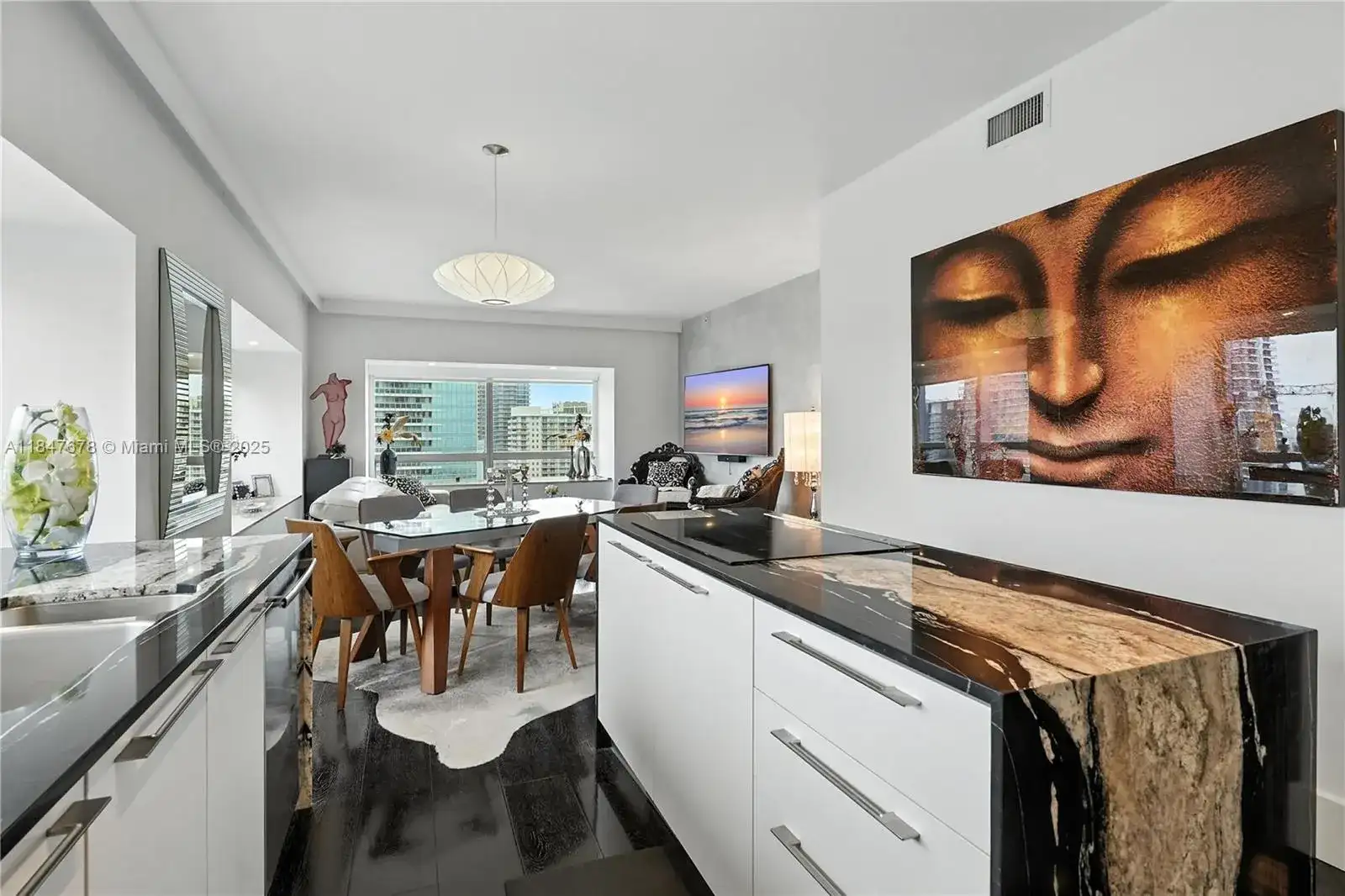 1435 Brickell Ave # 3512, Miami FL 33131 photo 3