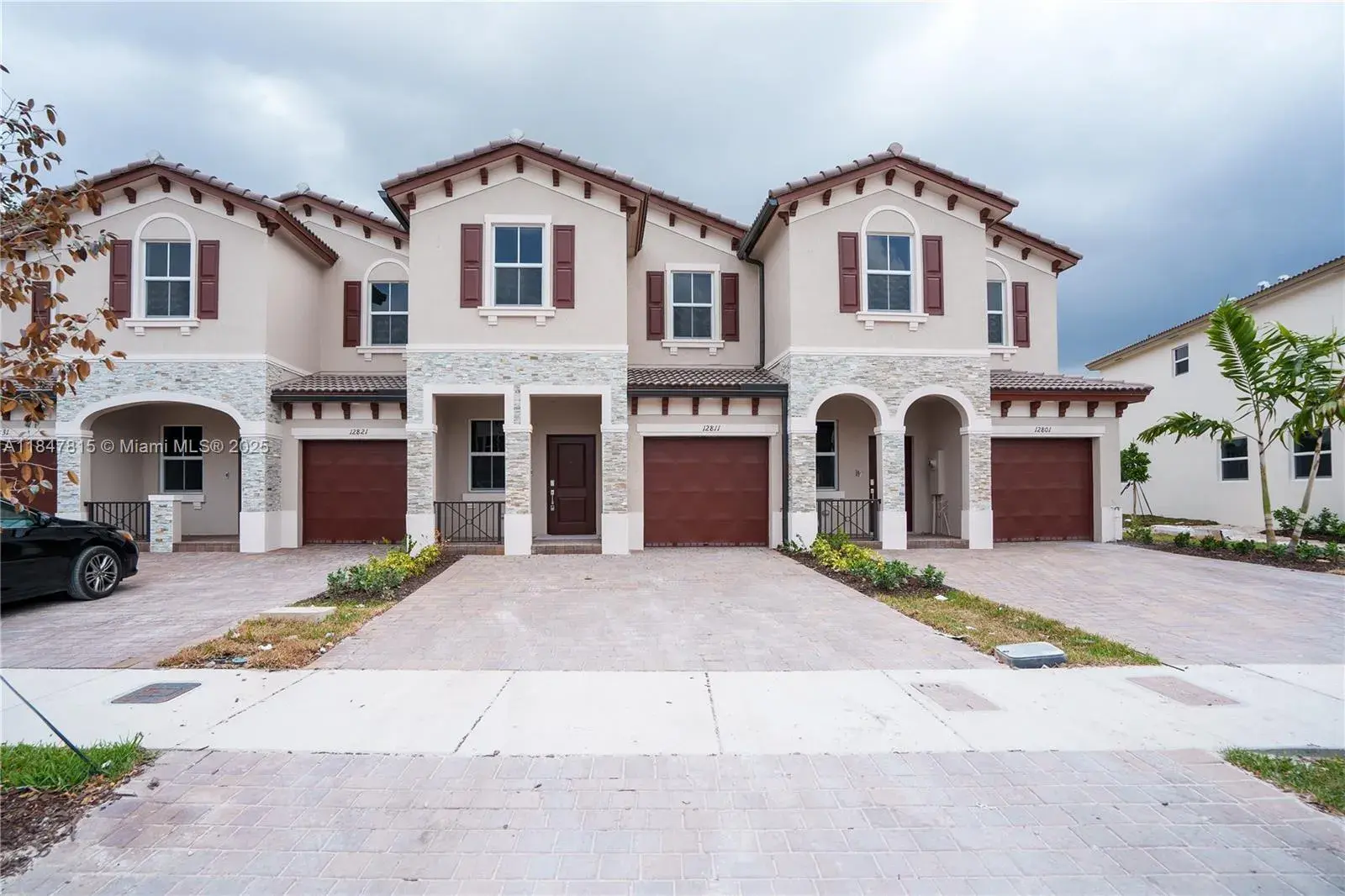 12811 NW 23rd Pl, Miami FL 33167