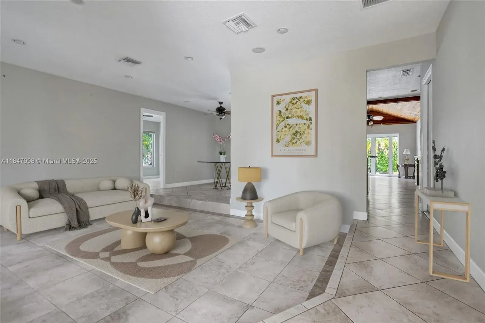 571 SE 11th St, Pompano Beach FL 33060