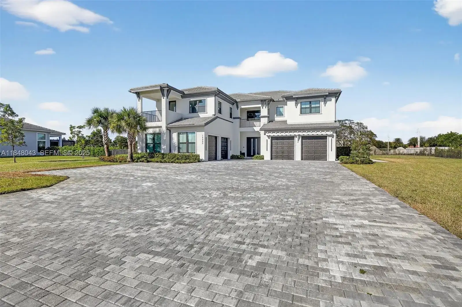 14855 Millstone Ranches Dr, Davie FL 33331 photo 4