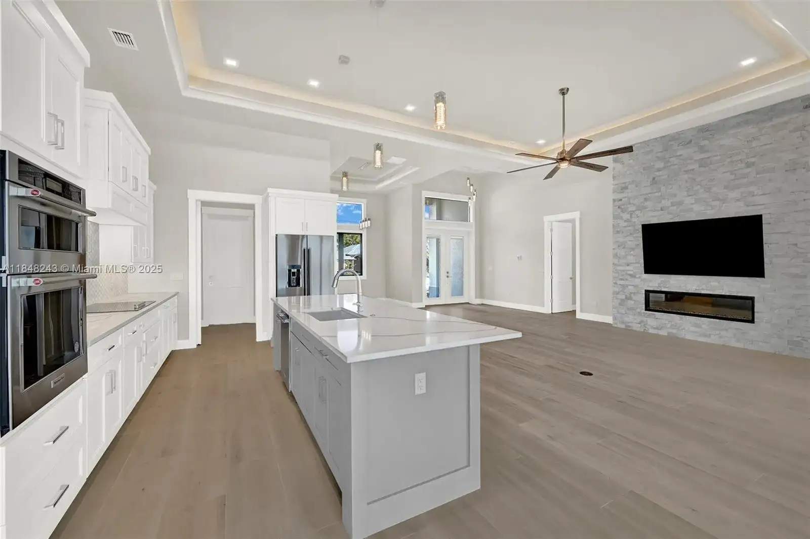 1512 NW 42nd Ave, Cape Coral FL 33993 photo 5