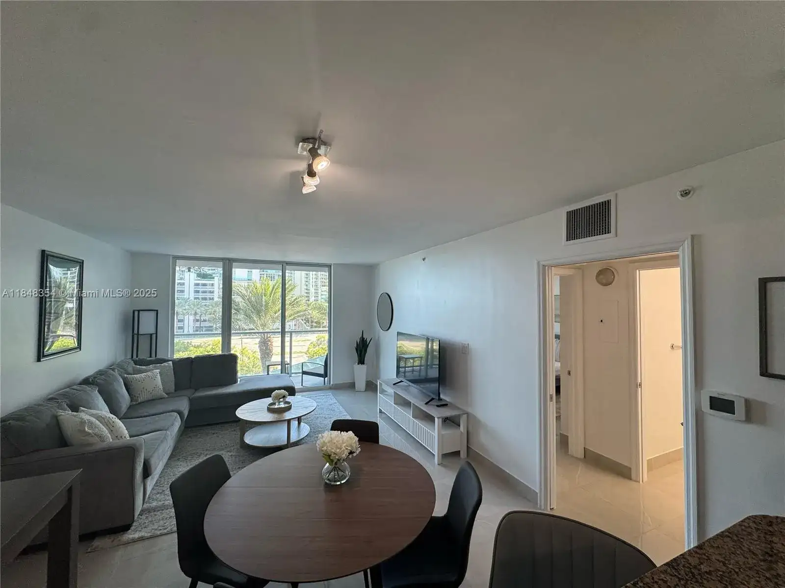 1155 Brickell Bay Dr # 307, Miami FL 33131 photo 3