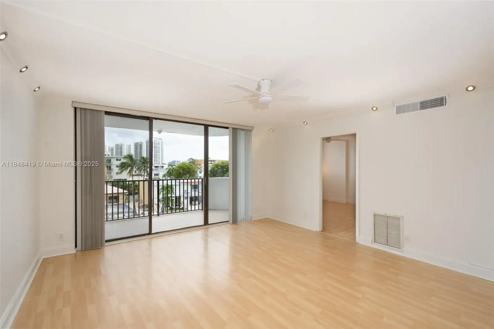 3703 NE 166th St # 408, North Miami Beach FL 33160 photo 3
