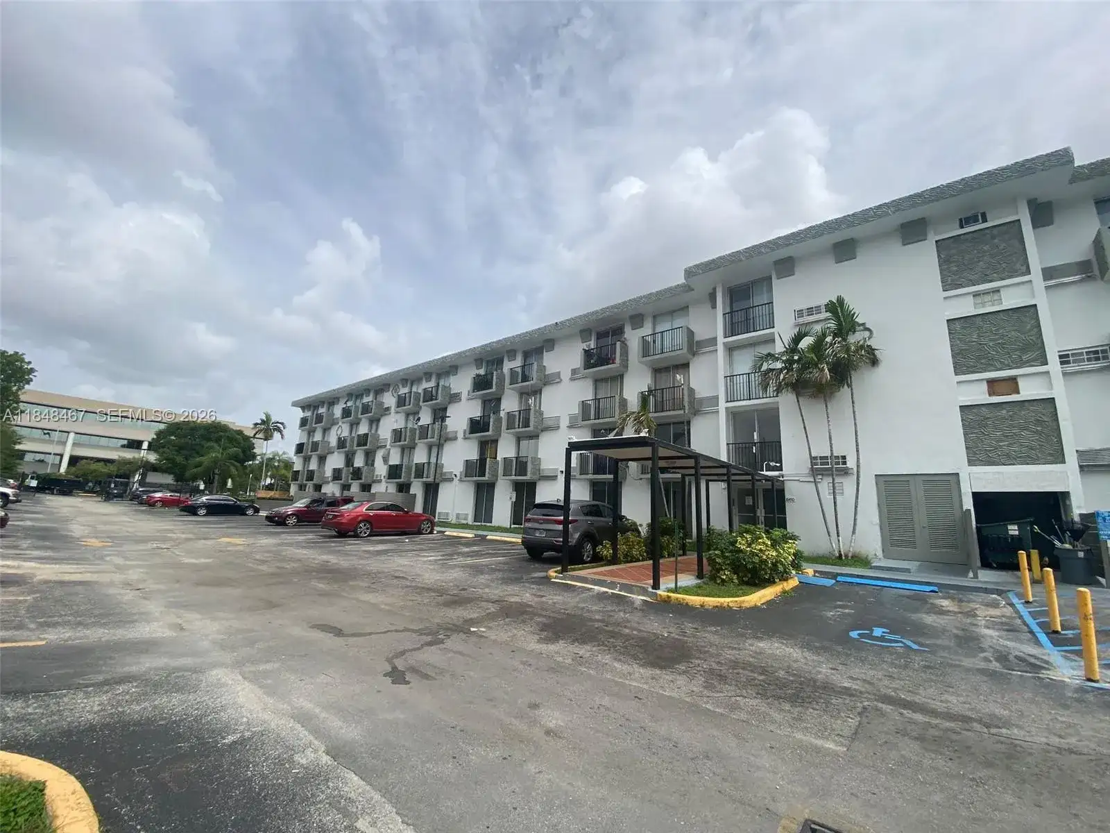 16450 NW 2nd Ave # 404, Miami FL 33169 photo 2