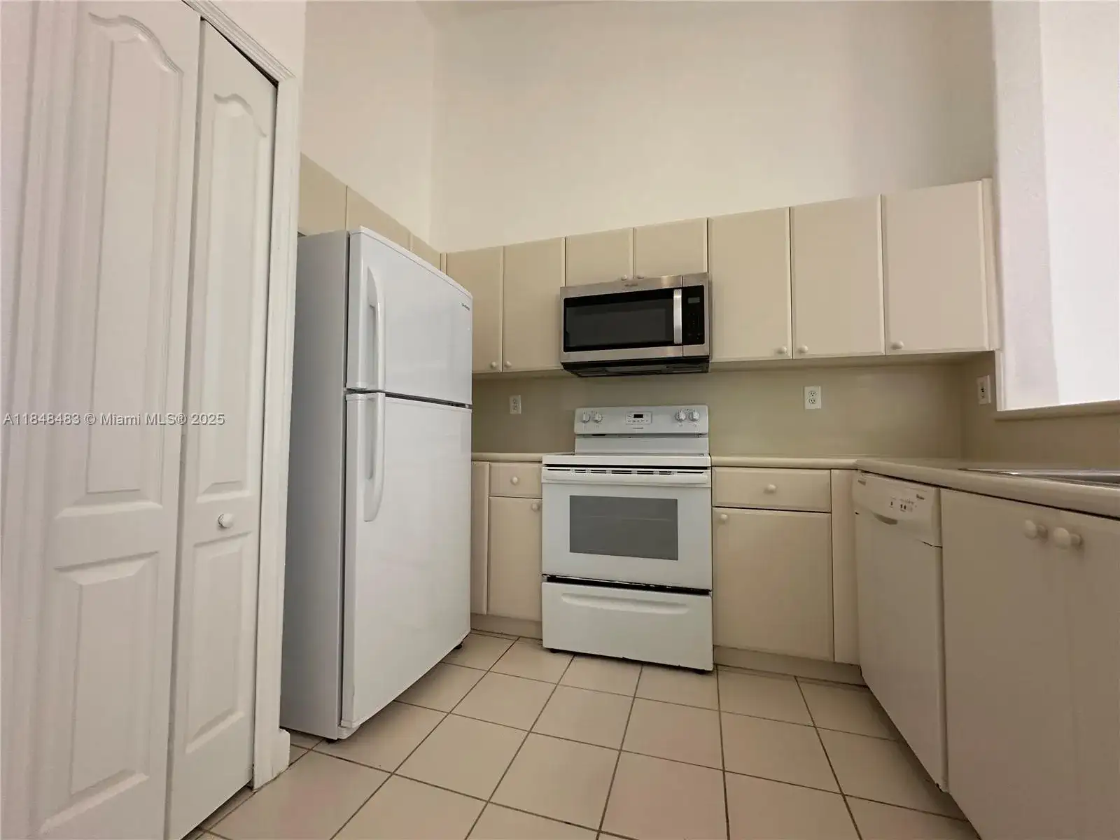 1568 SE 26th St # 200, Homestead FL 33035 photo 4