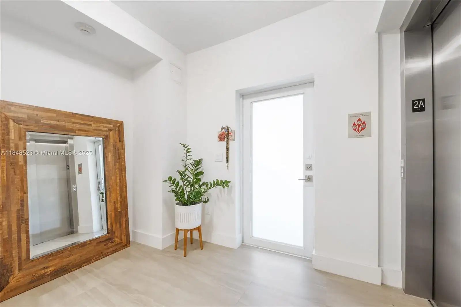 120 Salamanca Ave # 4A, Coral Gables FL 33134 photo 2