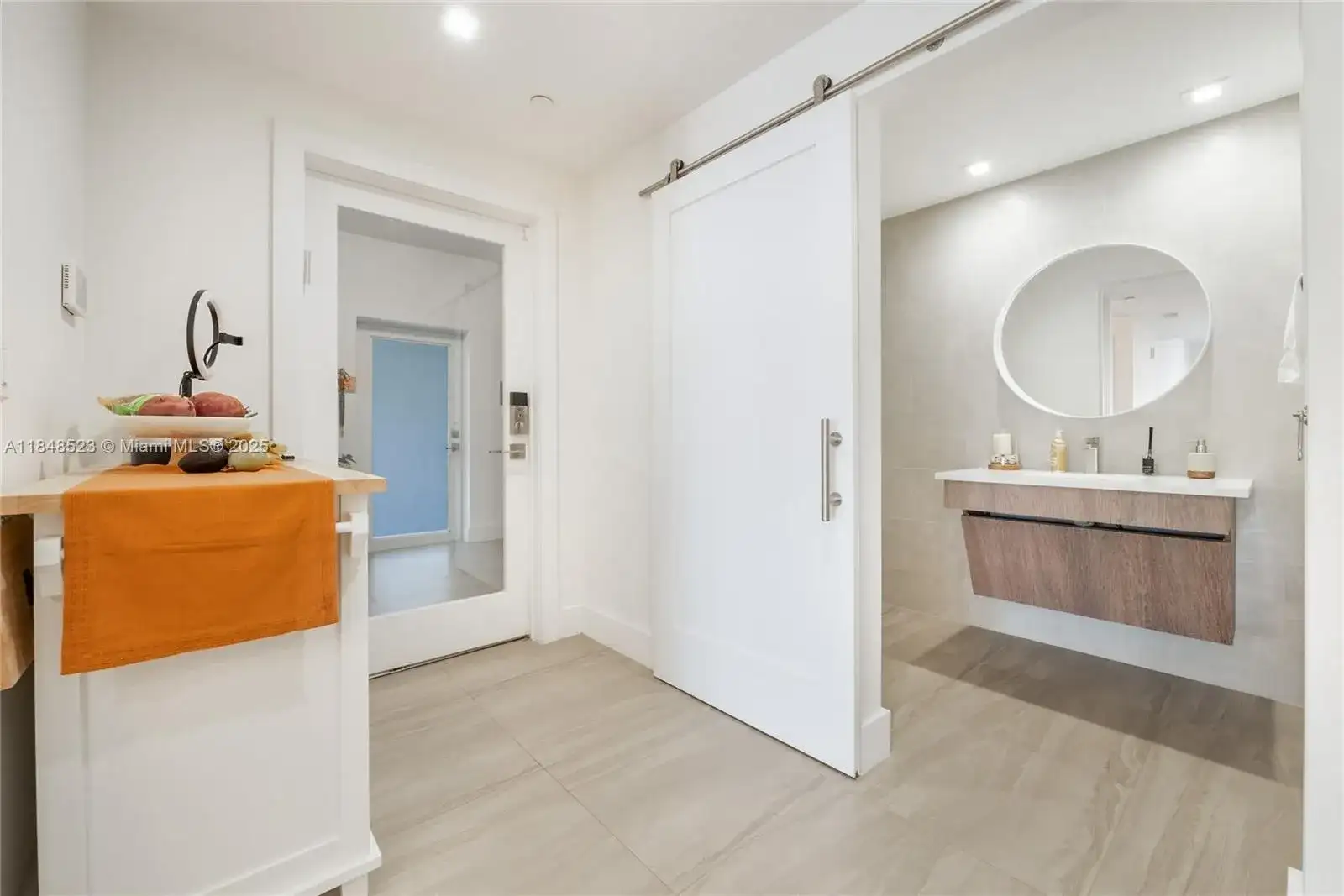 120 Salamanca Ave # 4A, Coral Gables FL 33134 photo 3