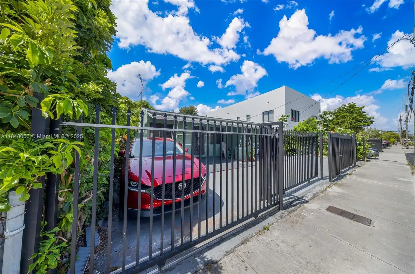 1858 SW 5th St, Miami FL 33135 photo 3