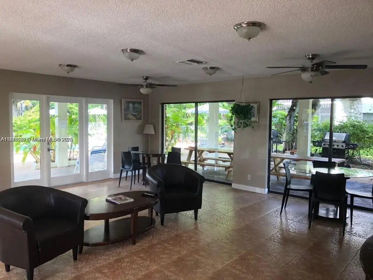 3119 Oakland Shores Dr # C110, Oakland Park FL 33309 photo 2
