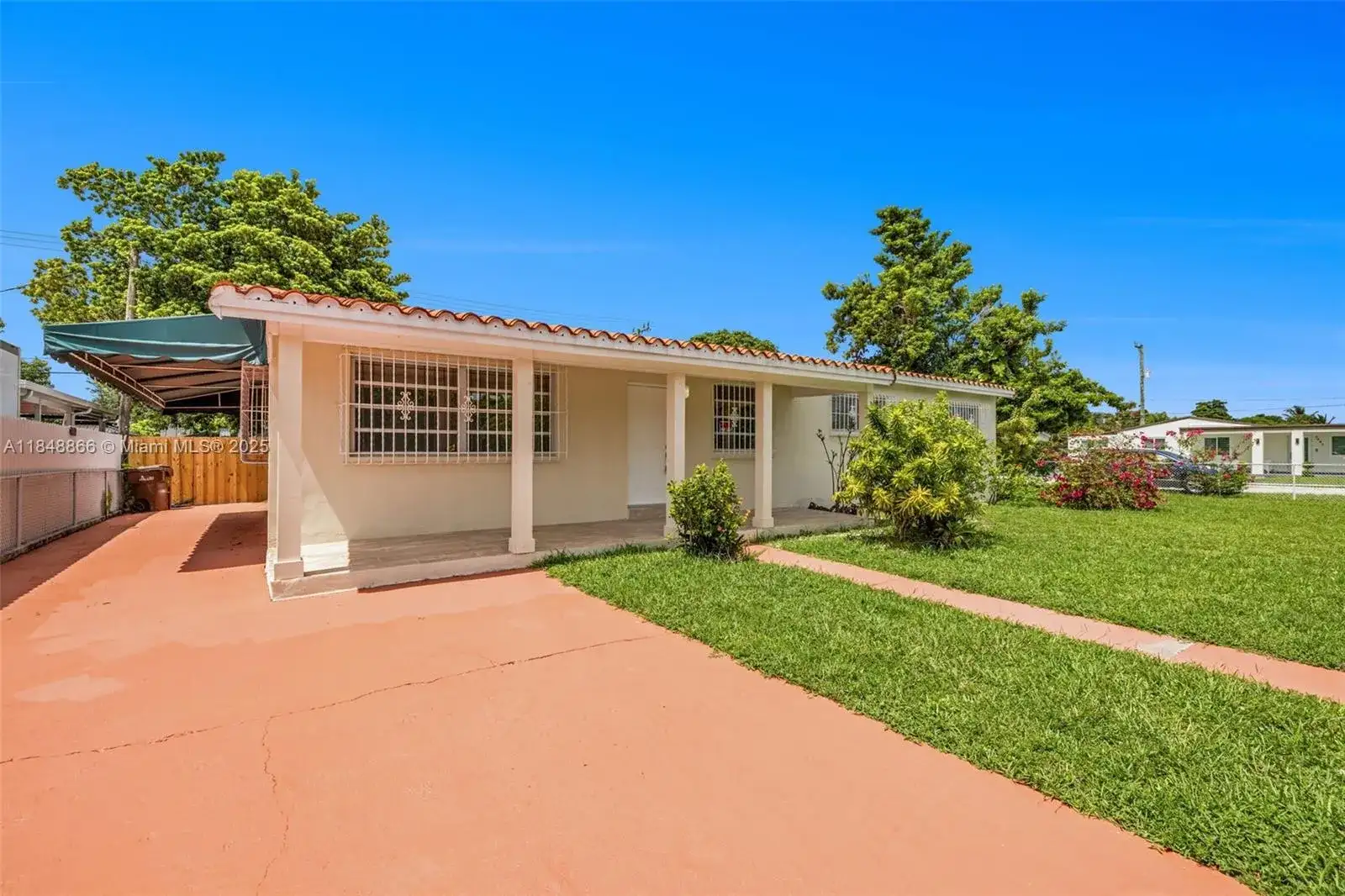 3400 W 13th Ave, Hialeah FL 33012 photo 4