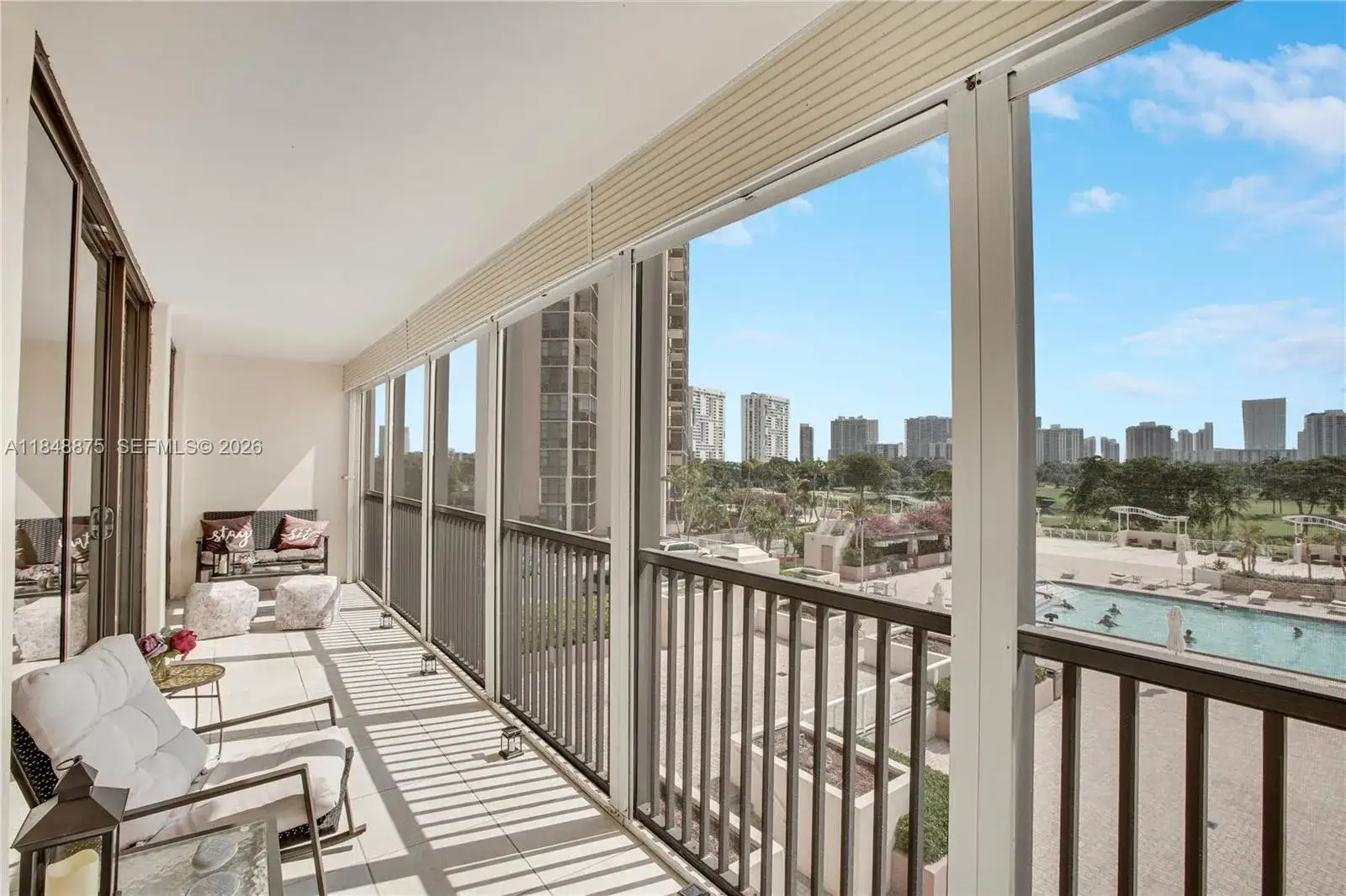 20301 W Country Club Drive # 526, Aventura FL 33180 photo 2