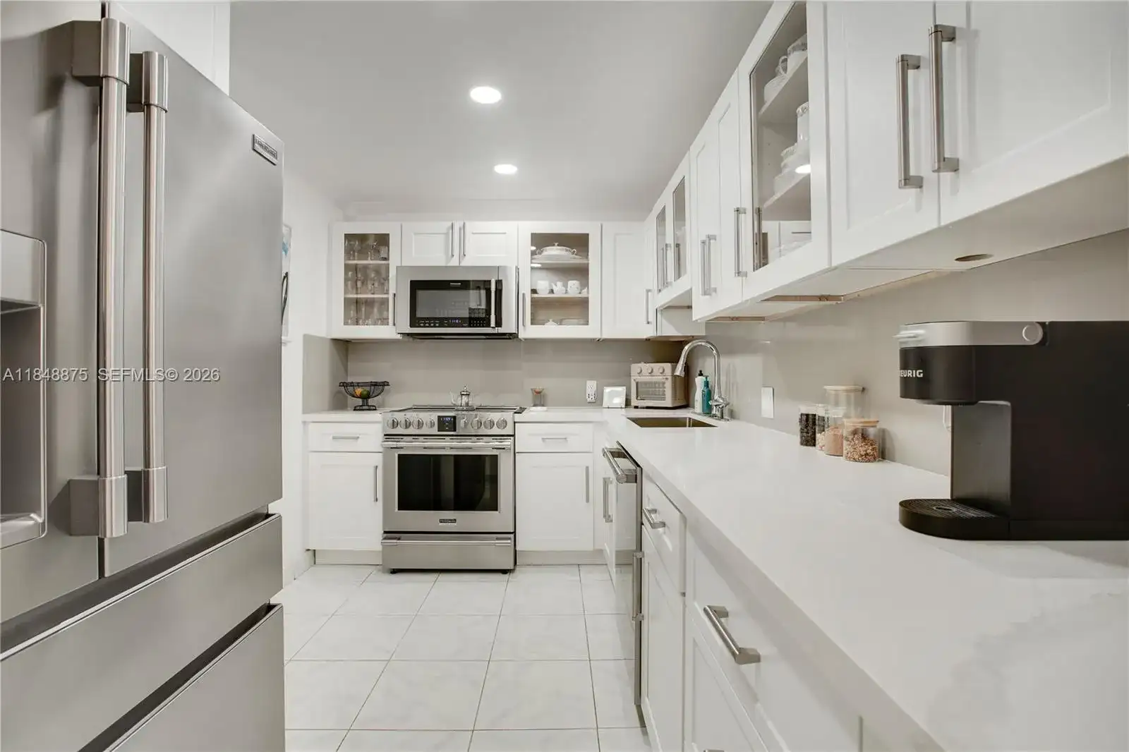 20301 W Country Club Drive # 526, Aventura FL 33180 photo 4