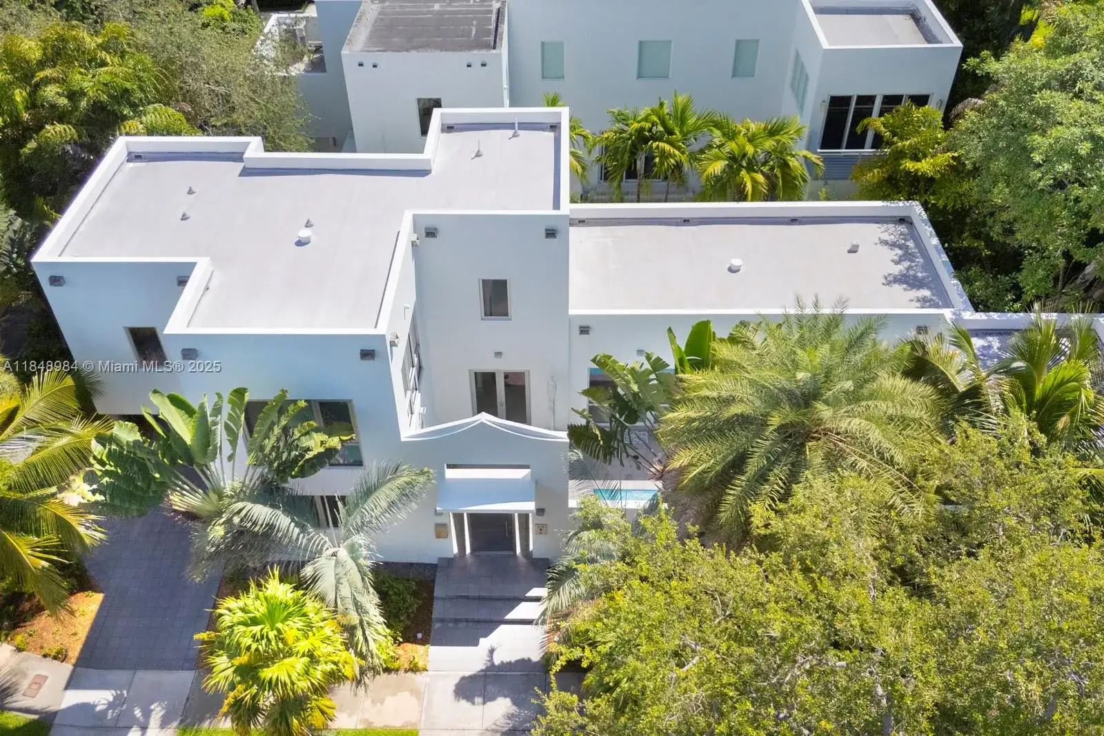 3175 Washington St, Miami FL 33133 photo 3