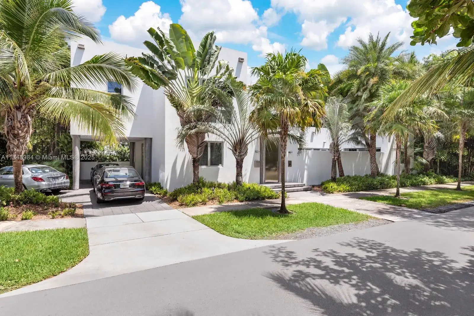 3175 Washington St, Miami FL 33133 photo 4