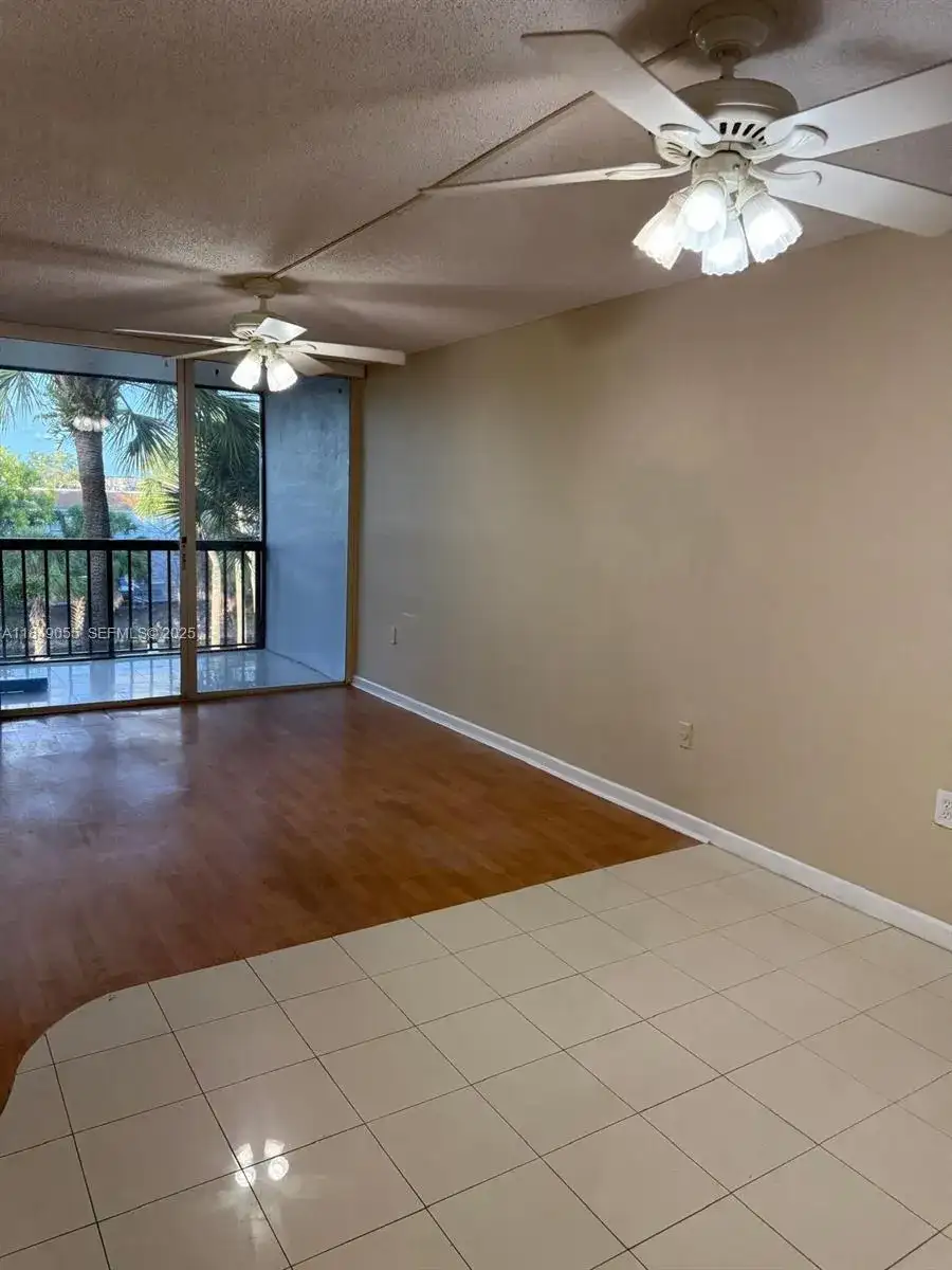 10825 SW 112th Ave # 312, Miami FL 33176 photo 3