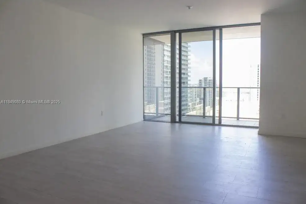 1000 Brickell Plz # 1906, Miami FL 33131 photo 5