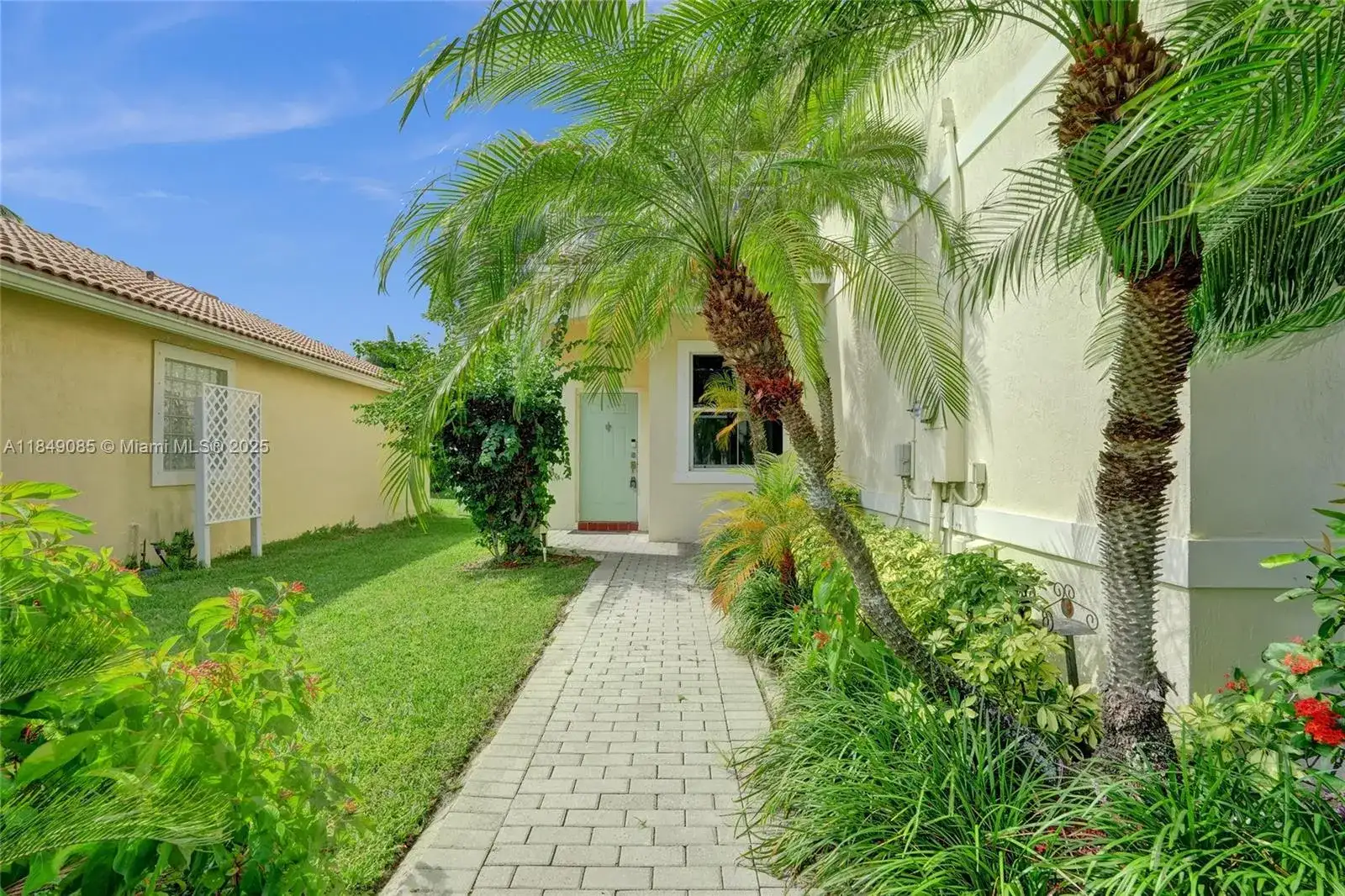 12205 NW 56th Ct, Coral Springs FL 33076 photo 5