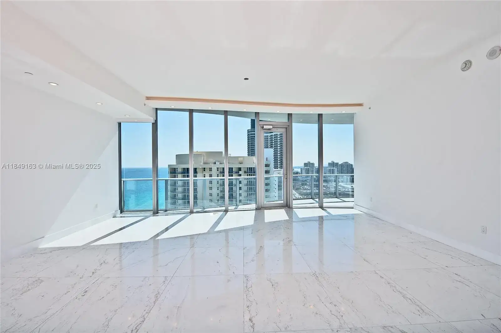 17475 Collins Ave # 2003, Sunny Isles Beach FL 33160 photo 2