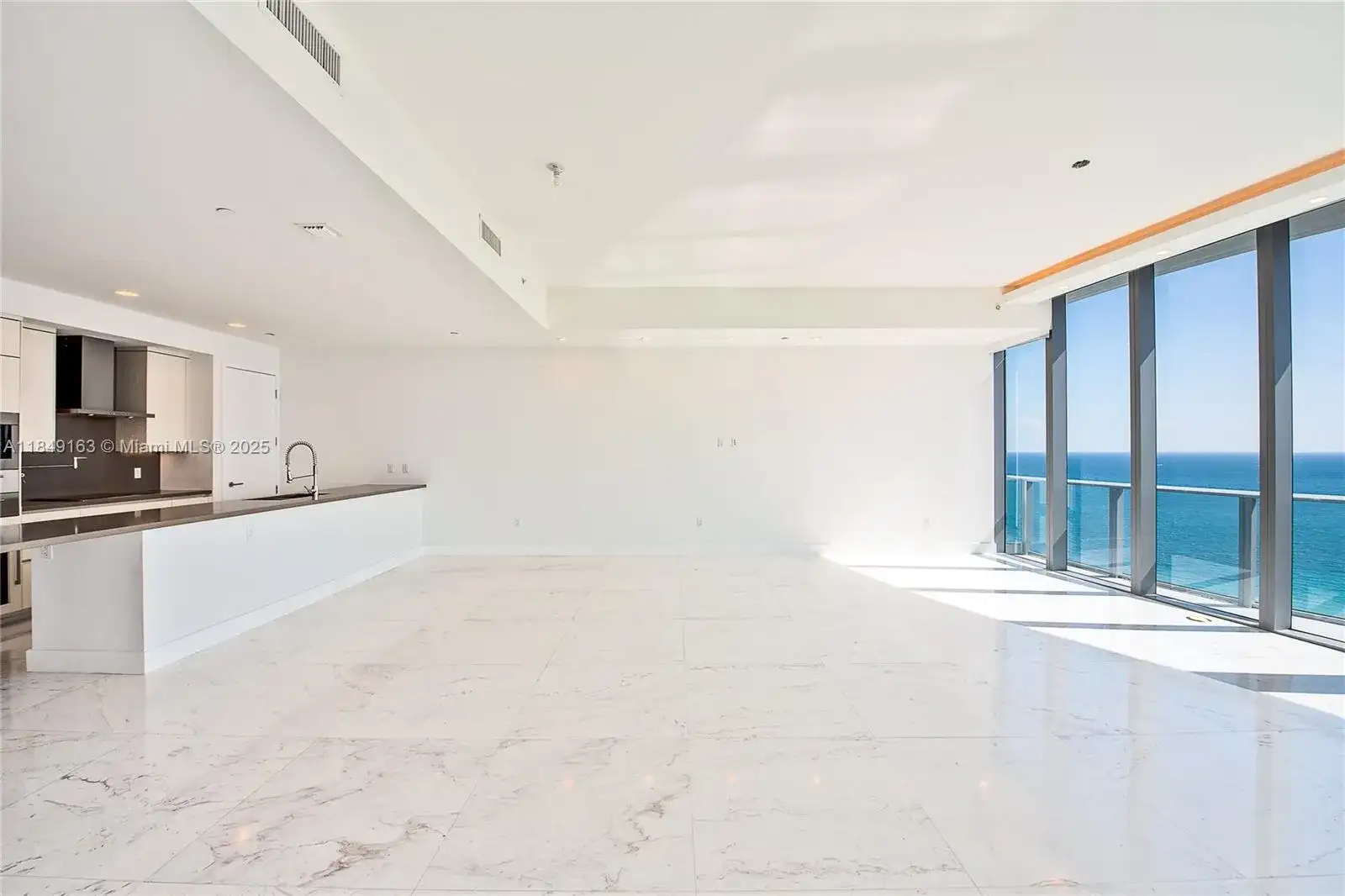 17475 Collins Ave # 2003, Sunny Isles Beach FL 33160 photo 4