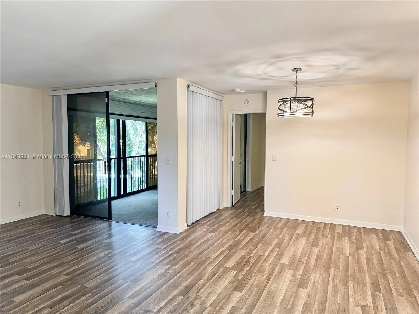 2739 S Carambola Cir S # 1914, Coconut Creek FL 33066
