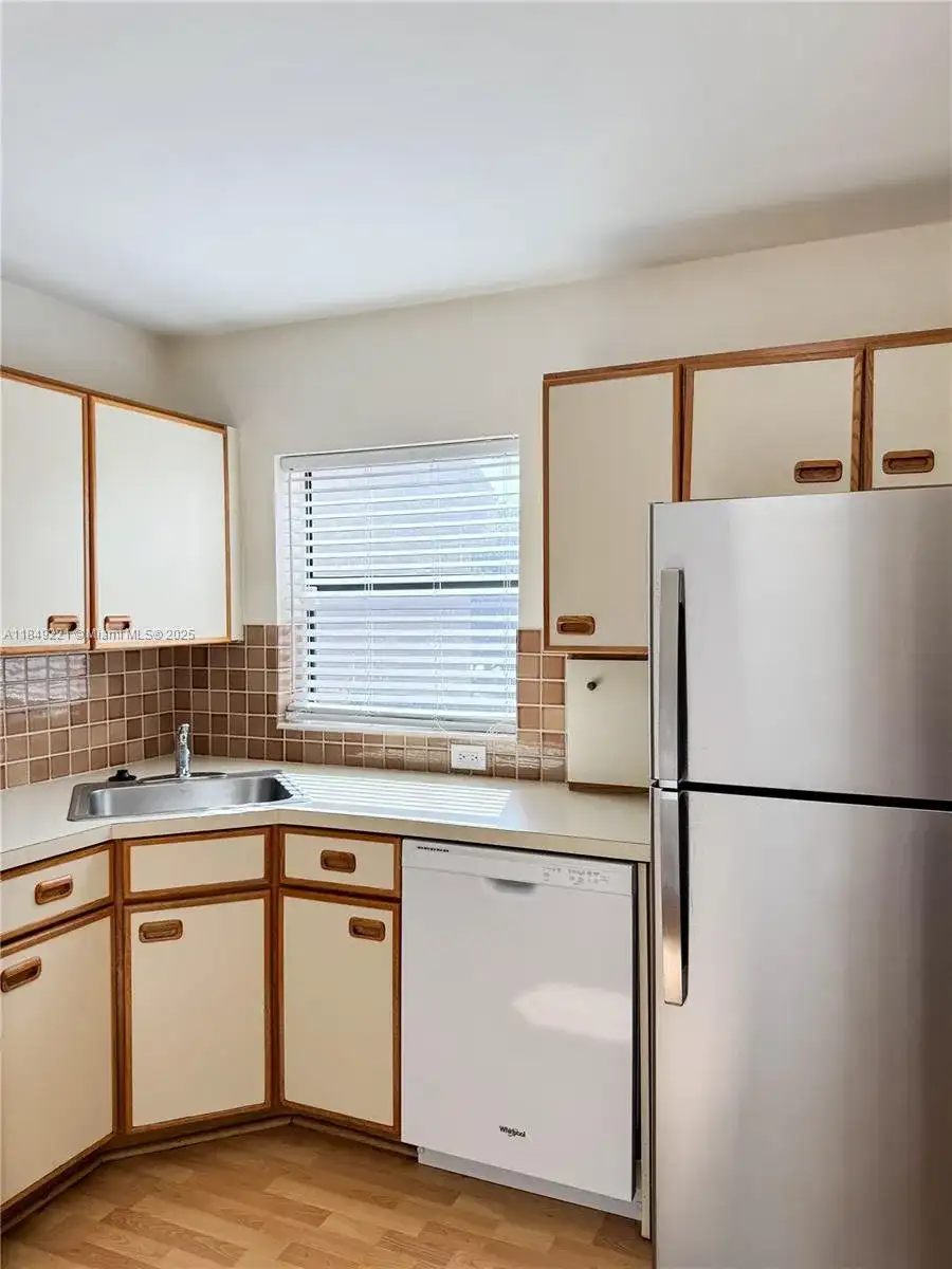 2739 S Carambola Cir S # 1914, Coconut Creek FL 33066 photo 5