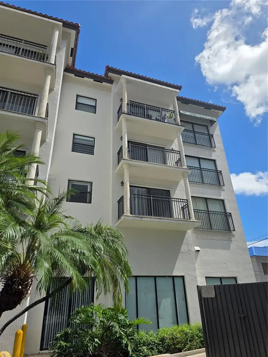 650 Palm Ave # B6, Hialeah FL 33010 photo 2